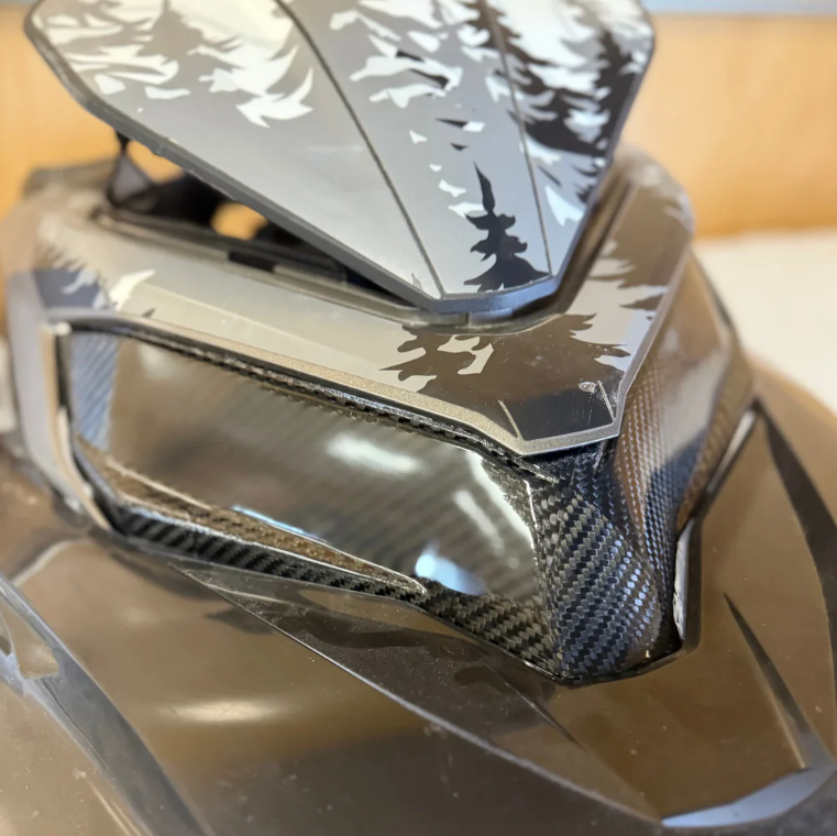 Carbon Pursuit – Lynx Shredder Carbon Fiber Headlight Delete